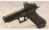 Glock ~ 17 Gen 6 ~ 9mm Luger - 2 of 4