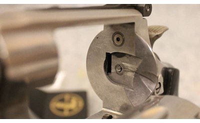 Smith & Wesson ~ 629-5 ~ .44 Magnum - Image 4 of 5