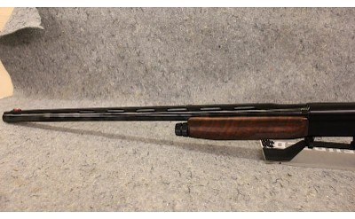 Benelli ~ Ultra Light ~ 12 Gauge - Image 6 of 11