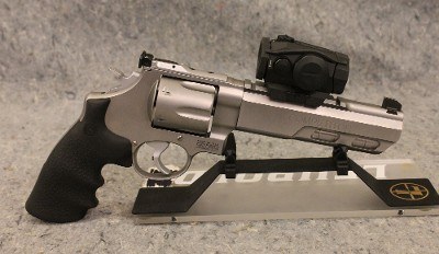 Smith & Wesson ~ 629-6 ~ .44 Magnum - Image 1 of 7