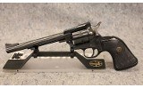 Ruger ~ New Model Single-Six ~ .22 Lr / .22 Magnum - Image 2 of 3