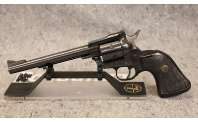 Ruger ~ New Model Single-Six ~ .22 Lr / .22 Magnum - Image 2 of 3