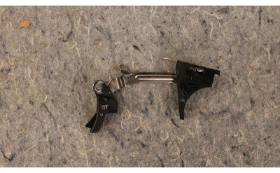 Shadow Systems ~ CR920XP ~ 9mm Luger - Image 5 of 7