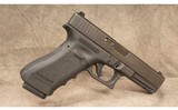 Glock ~ 22 ~ .40 S&W