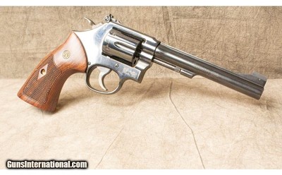 Smith & Wesson ~ 48-7 ~ .22 MRF