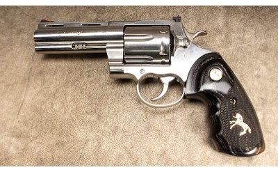 Colt ~ Anaconda ~ .44 Magnum - Image 2 of 2