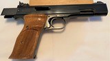 Smith & Wesson Model 41 .22LR in box - 4 of 8