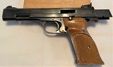 Smith & Wesson Model 41 .22LR in box - 3 of 8