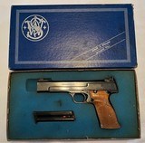 Smith & Wesson Model 41 .22LR in box - 1 of 8