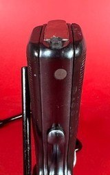 Harrington & Richardson (H&R) Self Loading 32 ACP Excellent condition - 3 of 11