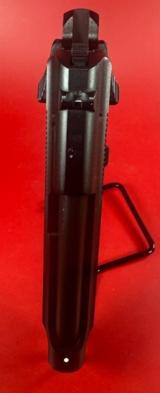 1989 Italian Beretta Model 85F Cheetah. 380 Auto. LNIB Condition - 6 of 14