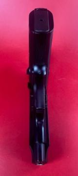 1989 Italian Beretta Model 85F Cheetah. 380 Auto. LNIB Condition - 8 of 14