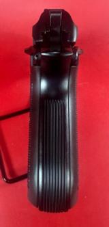 1989 Italian Beretta Model 85F Cheetah. 380 Auto. LNIB Condition - 9 of 14