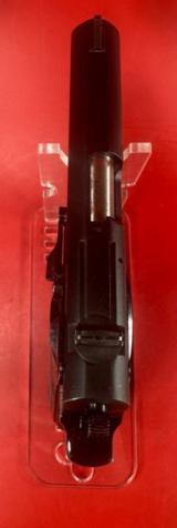 Smith & Wesson S&W Model 59 9mm 15 rd mag, Box Tools Papers Excellent Condition - 6 of 12