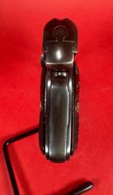 1920 Colt M1908 Vest Pocket Hammerless .25 ACP Excellent Condition - 4 of 11