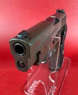 Sig Sauer P226 Legion DA/SA 9mm, 3 MAGS CASE. Range Bag. Like New - 4 of 14