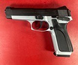 Browning BDM Tu-Tone 9mm Original Case, Papers 2-10 rd mags LNIB - 11 of 13