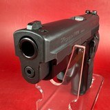 Sig Sauer P229 40S&W 3.75