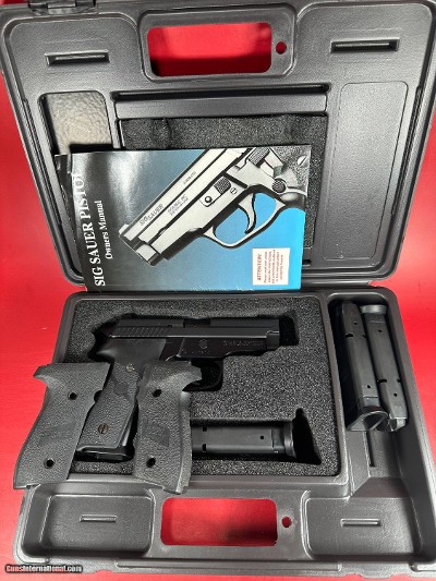 Sig Sauer P229 40S&W 3.75