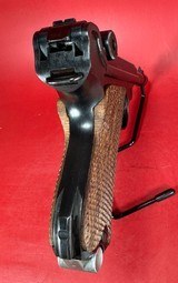 WWII 1938 Mauser P08 Luger 9mm. Full rig. Excellent condition - 6 of 19