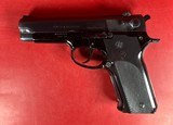 Smith & Wesson S&W Model 59 9mm 2x 15 rd mags, Box Tools Papers. Near Mint - 11 of 13