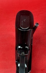Beretta Model 20 25ACP Tip Up Barrel. Excellent condition. Rare Collectors - 6 of 12