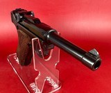 WWII 1935 Mauser S/42 P08 Luger 9mm. Excellent condition. - 6 of 13