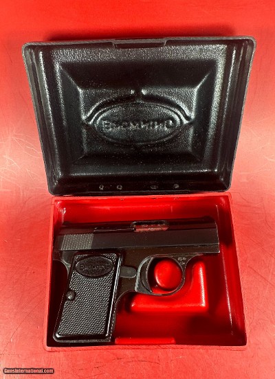 1964 Browning Baby Browning 25 ACP 6.35 mm Belgium. Excellent condition.