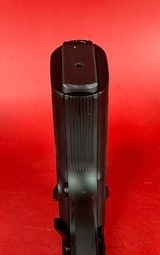 2001 Italian Beretta Model 85FS Cheetah. 380 Auto. LNIB Condition. - 8 of 13