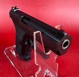 1995 Heckler & Koch HK P7 M8 9mm 2 mags. H&K. Rare. LNIB P7M8 - 5 of 13