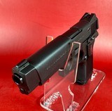 Browning BDM 9mm Original Case, Papers 2-10 rd mags Excellent Condition - 4 of 13