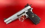 1996 Browning Hi power, Silver Chrome, Gold Trigger, Adj Sights, 9mm 2-10rd - 2 of 13