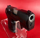 Beretta Px4 Storm Sub-Compact 40 S&W 3 Beretta Px4 Storm Sub-Compact 40 S&W 3