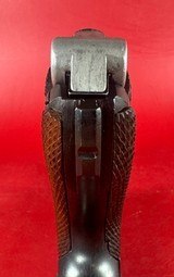 WWII 1938 Mauser S/42 P08 Luger 9mm. Excellent condition. - 8 of 12