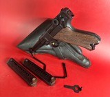 WWI 1915 DWM Luger P08 9mm Luger. Holster. 2 mags. Tool. Excellent