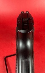 Beretta 8000 D Cougar 9mm 3.6