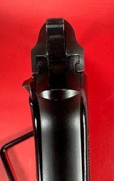 Beretta 950BS Jetfire 25 ACP TIP UP Barrel. 2 mags. Excellent condition - 6 of 14