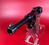 WWII 1938 Mauser S/42 P08 Luger 9mm. Excellent condition. - 5 of 13