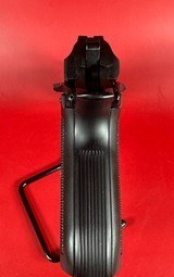 1991 Italian Beretta Model 85 F Cheetah. 380 Auto. Holster. LNIB - 5 of 15