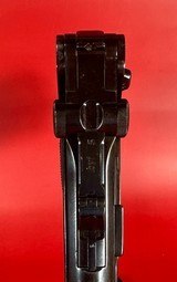 WWII 1942 Mauser BYF P08 Luger 9mm. Matching. Excellent condition. - 4 of 15