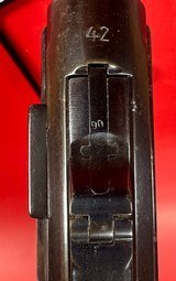 WWII 1942 Mauser BYF P08 Luger 9mm. Matching. Excellent condition. - 5 of 15