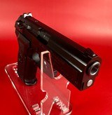 Beretta 8040 F Cougar 9mm 3.7