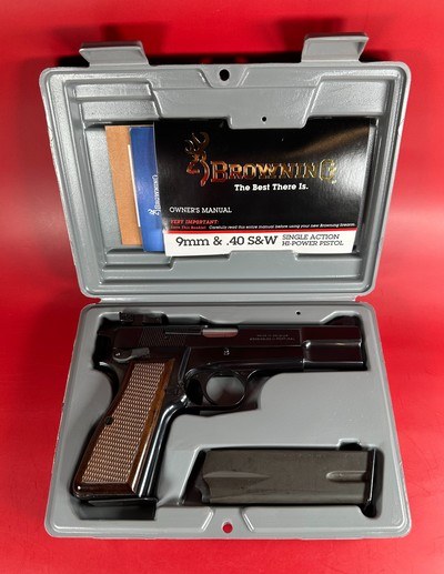 1994 Belgium Browning Hi power, 9mm, Excellent condition. 2 mags LNIB