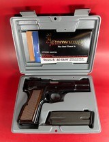 1994 Belgium Browning Hi power, 9mm, Excellent condition. 2 mags LNIB