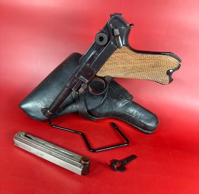 WWI 1918 DWM Luger P08 9mm Luger. Matching. Holster. Tool. Excellent Condition