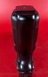 1994 Belgium Browning Hi power, 40 S&W. 2 x 10rd mags. Plastic Grips. LNIB. - 9 of 12