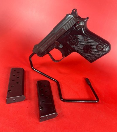 Beretta 950BS Jetfire 25ACP 950-BS. TIP UP 2 Mags. Excellent condition.