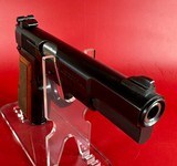 1982 Belgium Browning Hi power, 9mm, 2 mags, Excellent condition. - 4 of 12