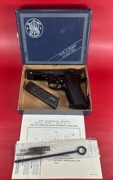 Smith & Wesson S&W Model 59 9mm. 2 15 rd mags, Box Tools Papers. Excellent