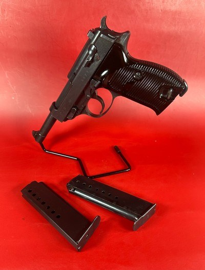 WWII 1943 WALTHER P38 CYQ Spreewerk. 9mm. 2 mags. Excellent condition.